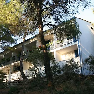 Hotel Sali 3* Sali