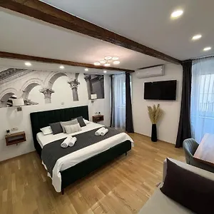 Guest house Palace Luxury, Split